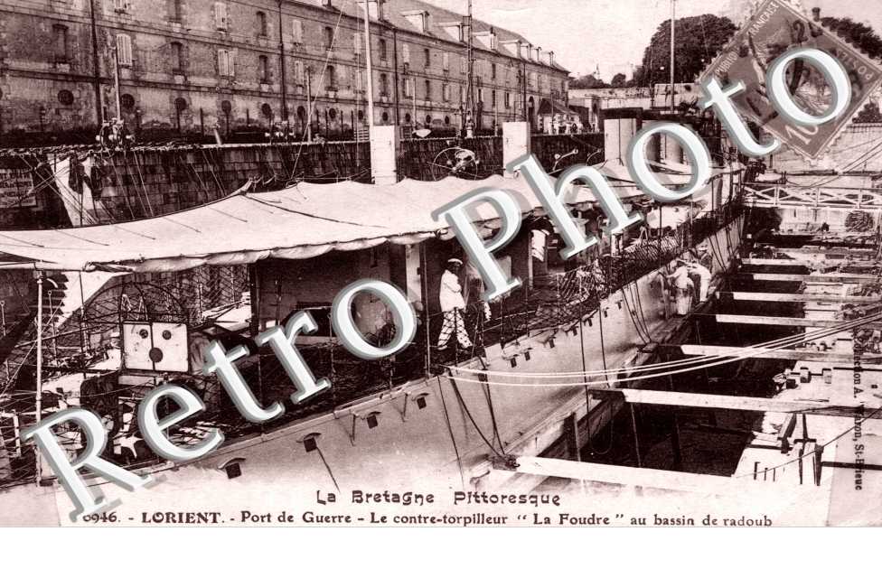 le Contre Torpilleur "La Foudre" au bassin de Raboub