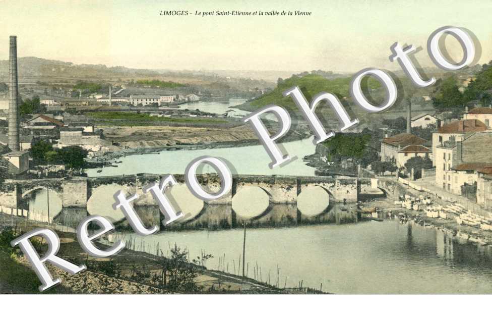 le pont Saint-Etienne et la vallee de la Vienne