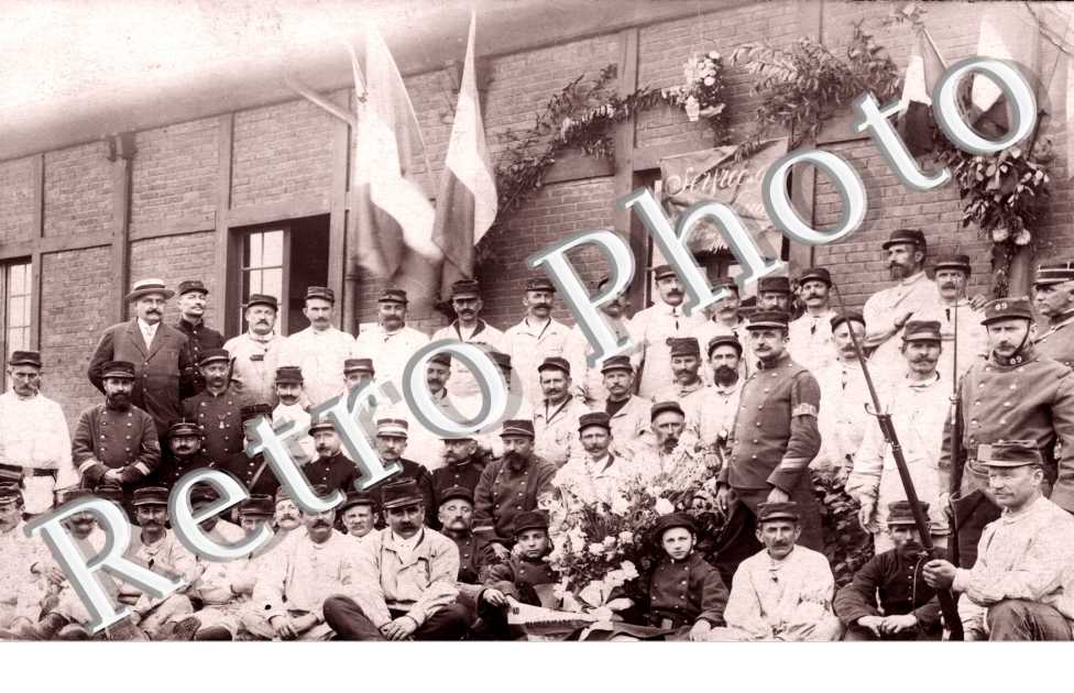 Un groupe de Militaires