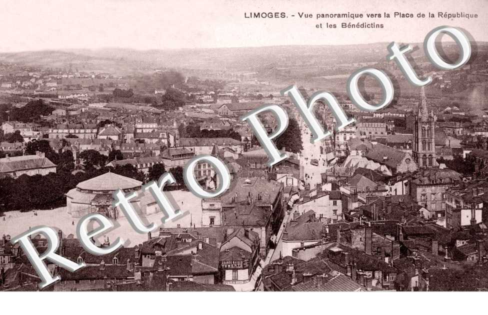 vue panoramique vers la place de la Republique et les Benedictins
