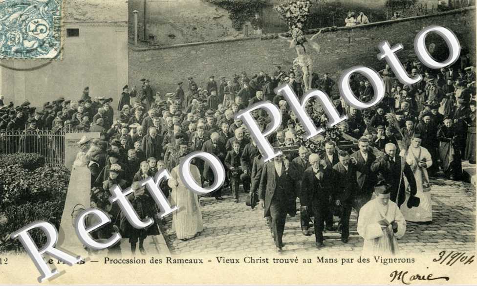 Procession des Rameaux Vieux Christ trouve au Mans par des vignerons