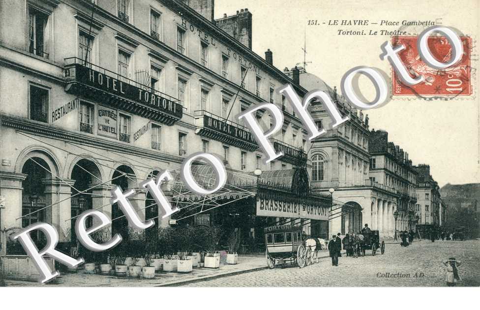 Place Gambetta, Tortoni, le Theatre