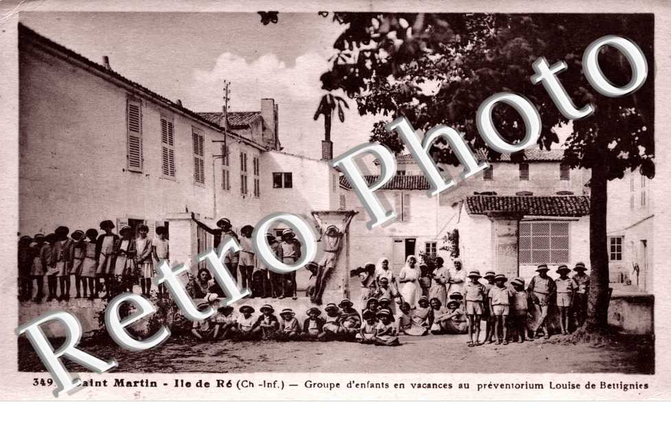 Groupe d'enfants en vacances au Preventorium Louise de Bettignies