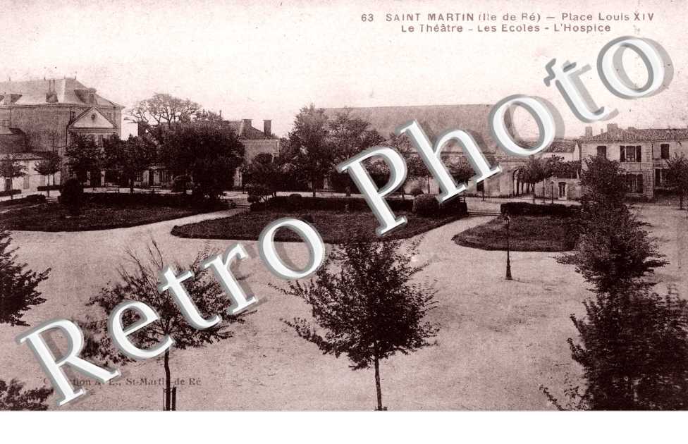 La Place Louis XIV et les Ecoles, le Theatre et l'Hospice