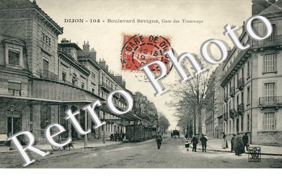 Boulevard Sevigne, Gare des Tramways