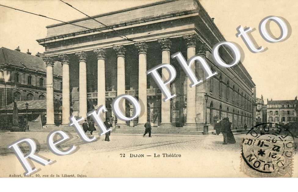 le Théâtre