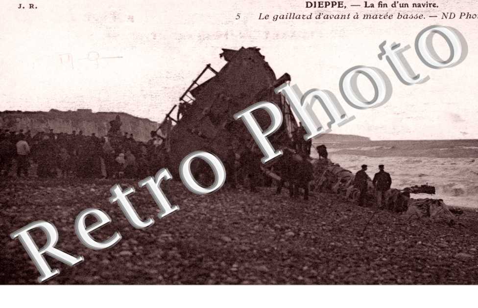 Le gaillard d&#039;avant a maree basse, la fin d&#039;un navire