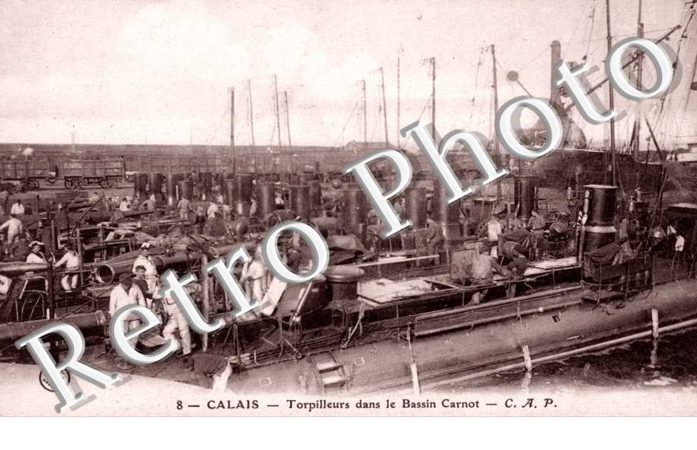torpilleur dans le bassin Carnot