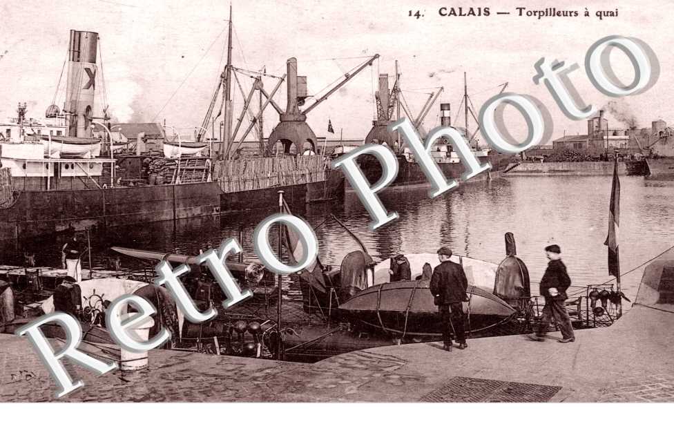 Torpilleurs a quai