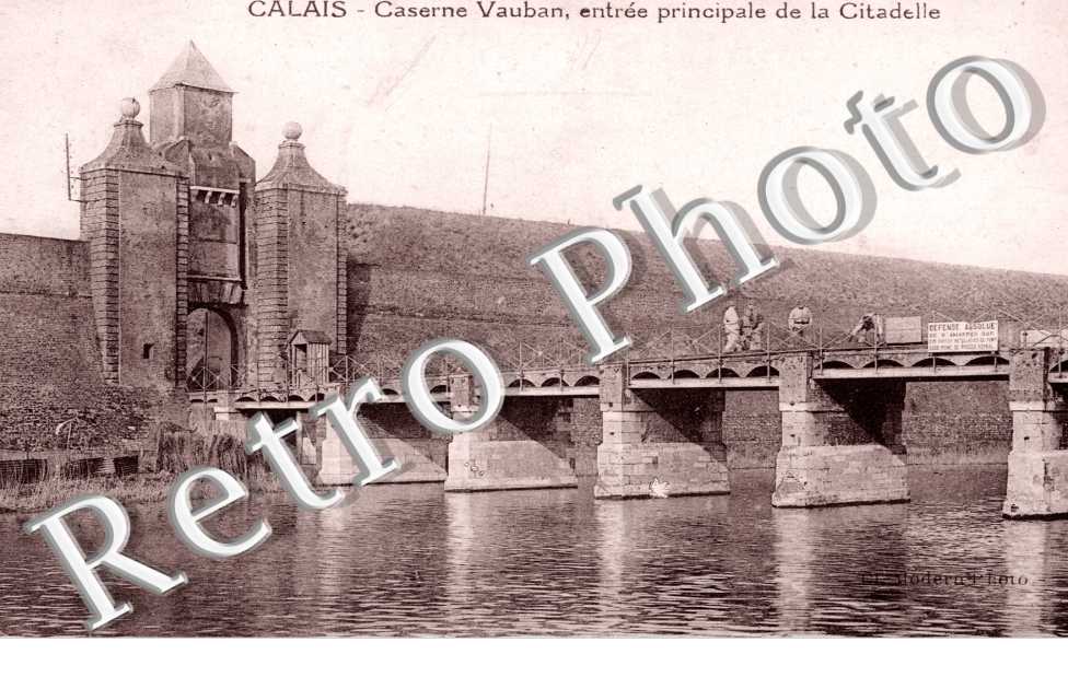Caserne Vauban, entree principale de la Citadelle