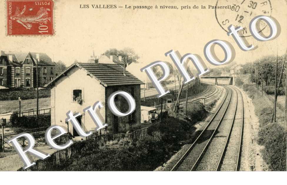 Les Vallees, le Passage a niveau
