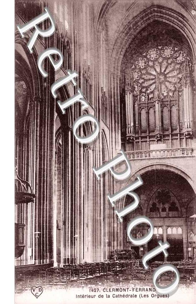 Interieur de  La Cathedrale - les orgues