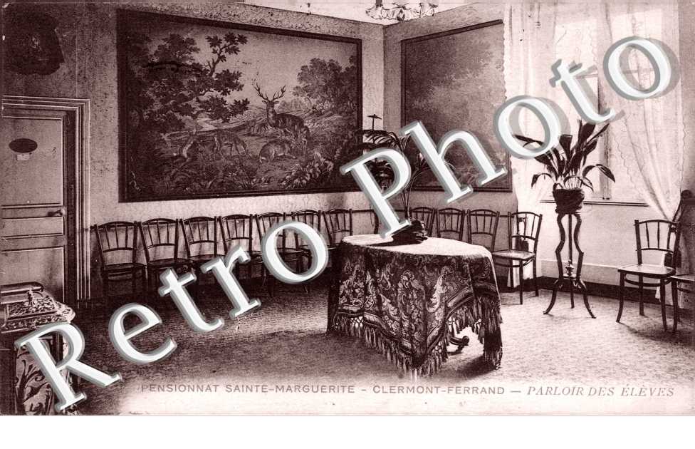 pensionnat Sainte Marguerite - Parloir des Eleves