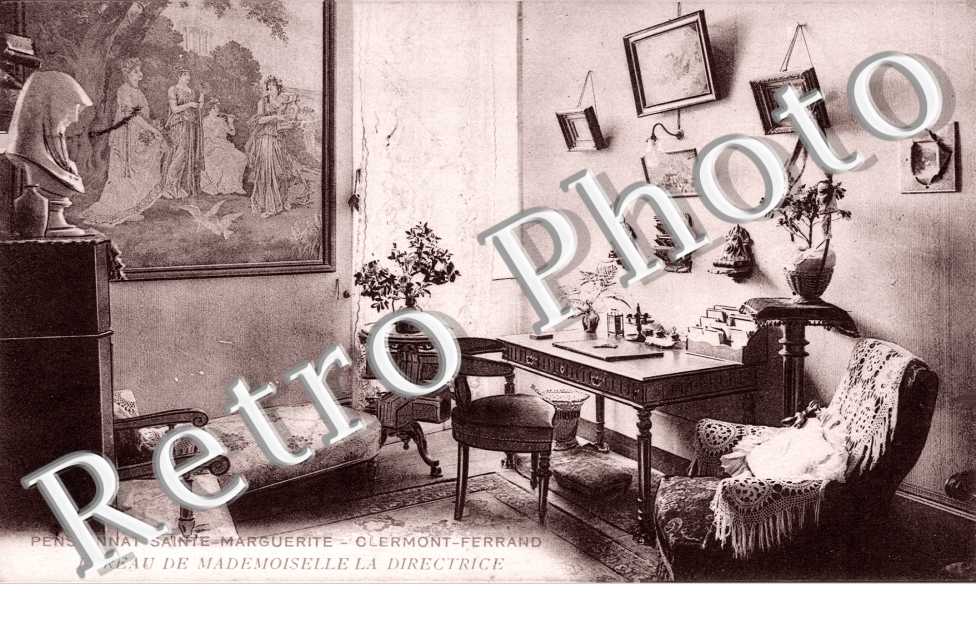 pensionnat Sainte Marguerite - Bureau de Mademoiselle la Directrice