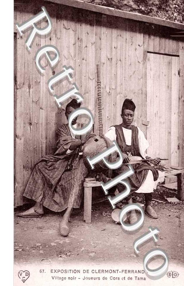 Exposition de 1910 - joueurs de cora et de tama