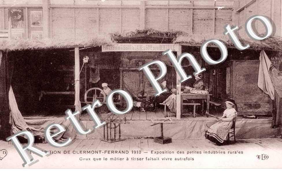 Exposition 1910, Les Petites Industries Rurales, le metier a tisser