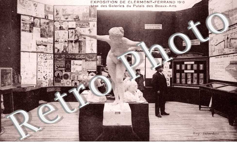 Exposition 1910, Une Galerie du Palais des Beaux Arts