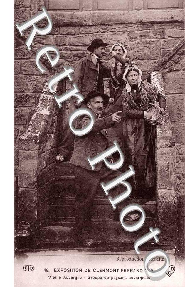 Exposition de 1910 - Groupe de Paysans