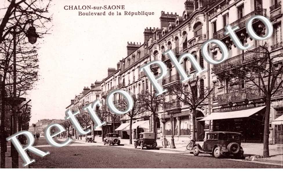 Boulevard de la Republique