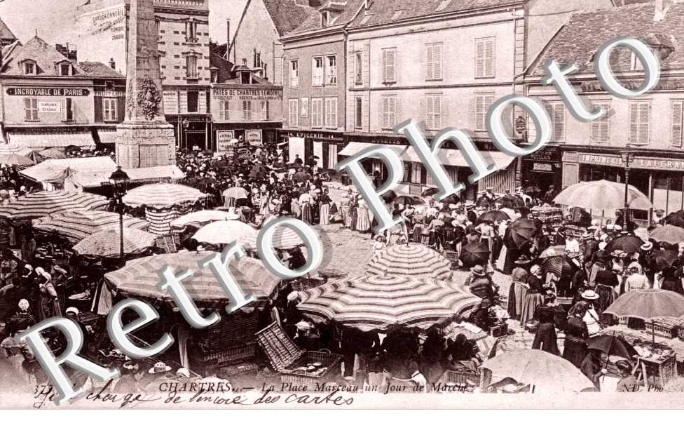 la place marceau un jour de marche