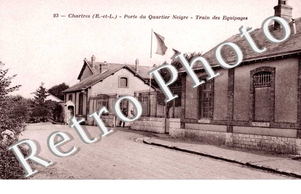 Porte du quartier Neigre - train des equipages