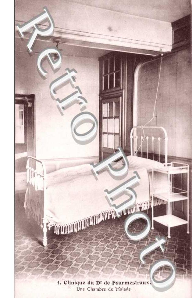 I Clinique du Docteur Fourmestraux  - Une Chambre de Malade