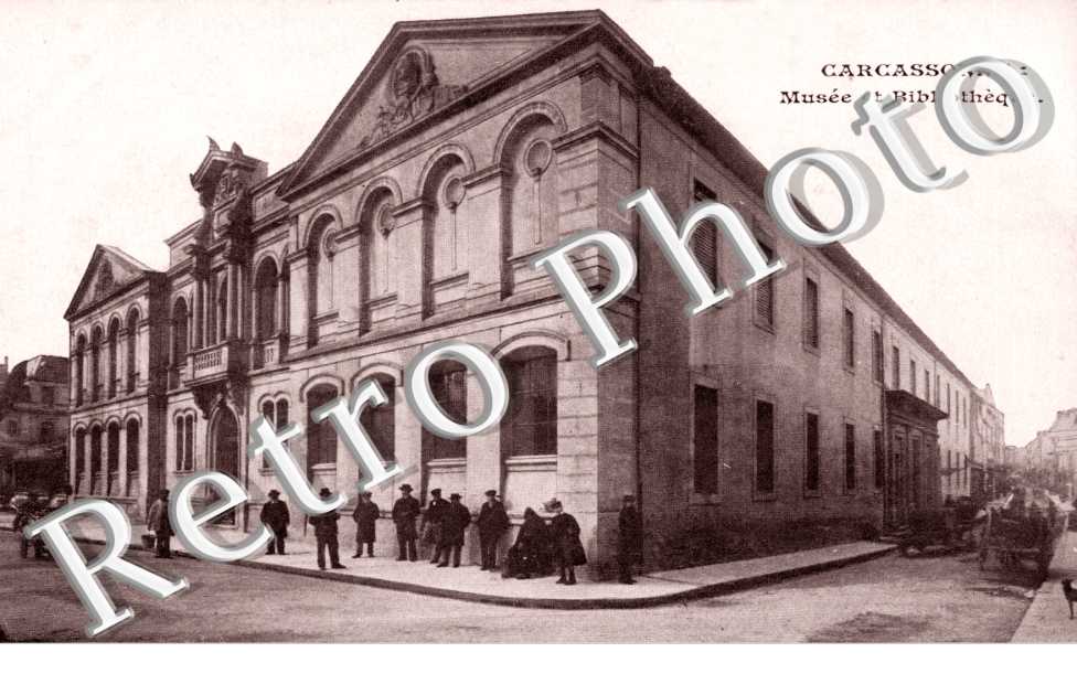 Musee et bibliotheque