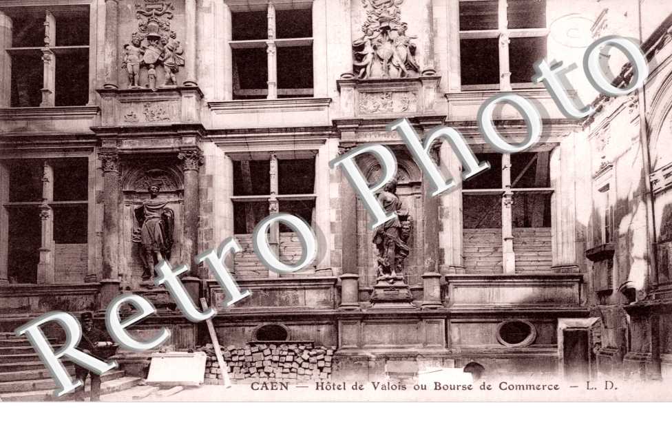 l'Hotel de Valois ou Bourse de  Commerce