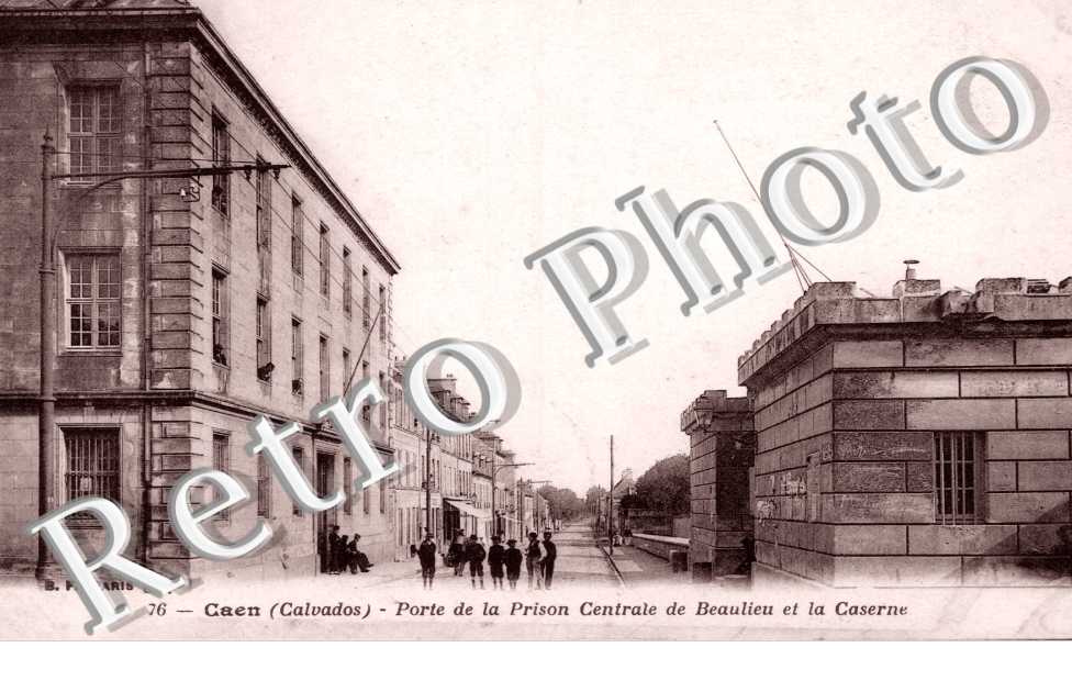 Porte de la Prison centrale de Beaulieu et la Caserne