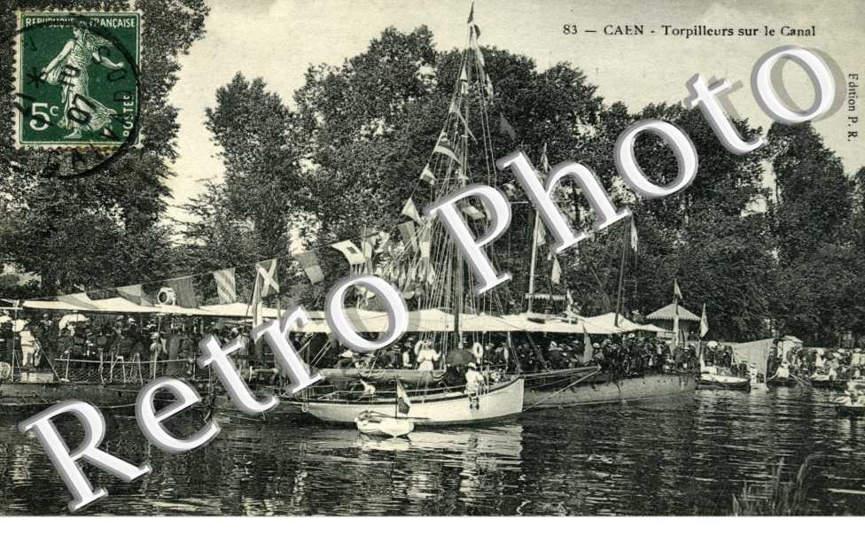 torpilleurs sur le canal