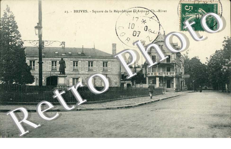 Square de la Republique et Avenue Ch.-Rivet