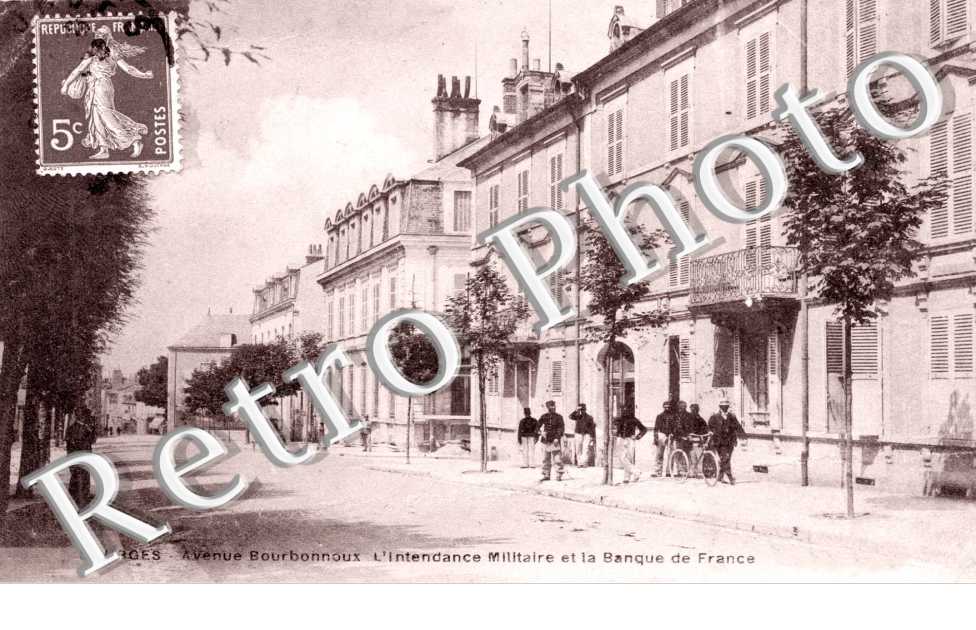 Avenue Bourbonnoux - avenue Eugene Brisson  L&#039;intendance militaire et la Banque de France