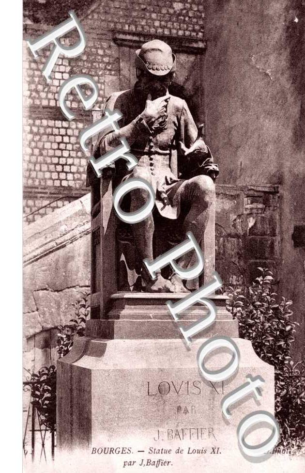 Statue de Louis XI par J. Baffier