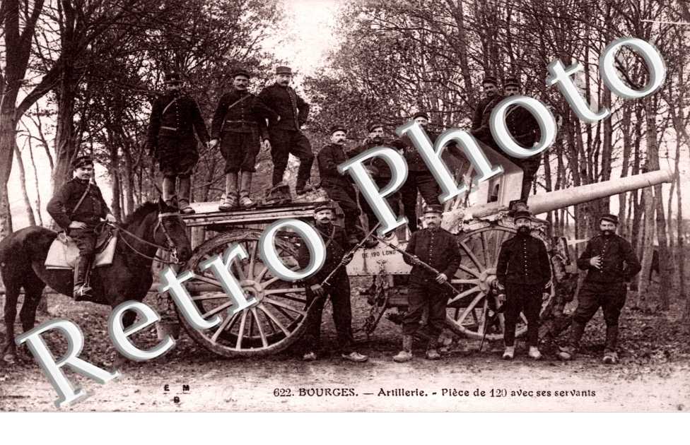 Artillerie - piece de 120 avec ses servants