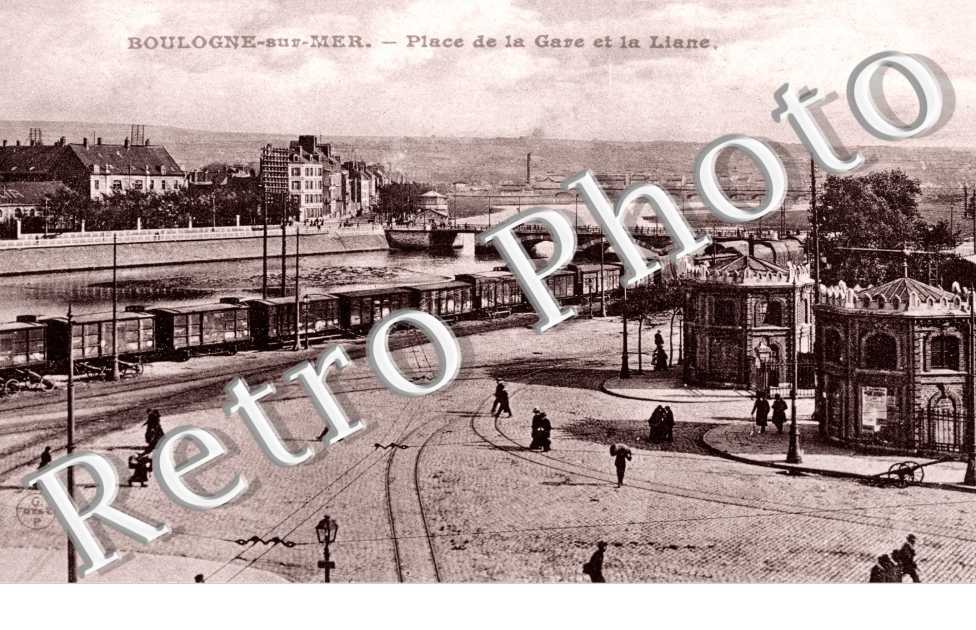 Place de la gare et la Liane