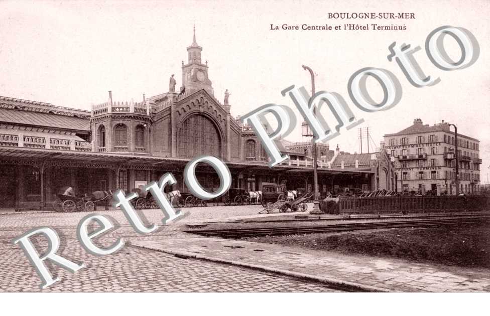 La gare centrale et l&#039;Hotel Terminus
