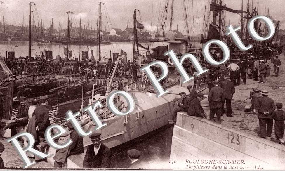 Torpilleurs dans le bassin