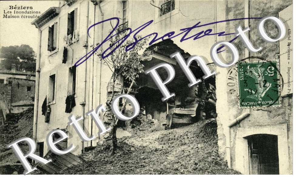 les inondations Maison ecroulee