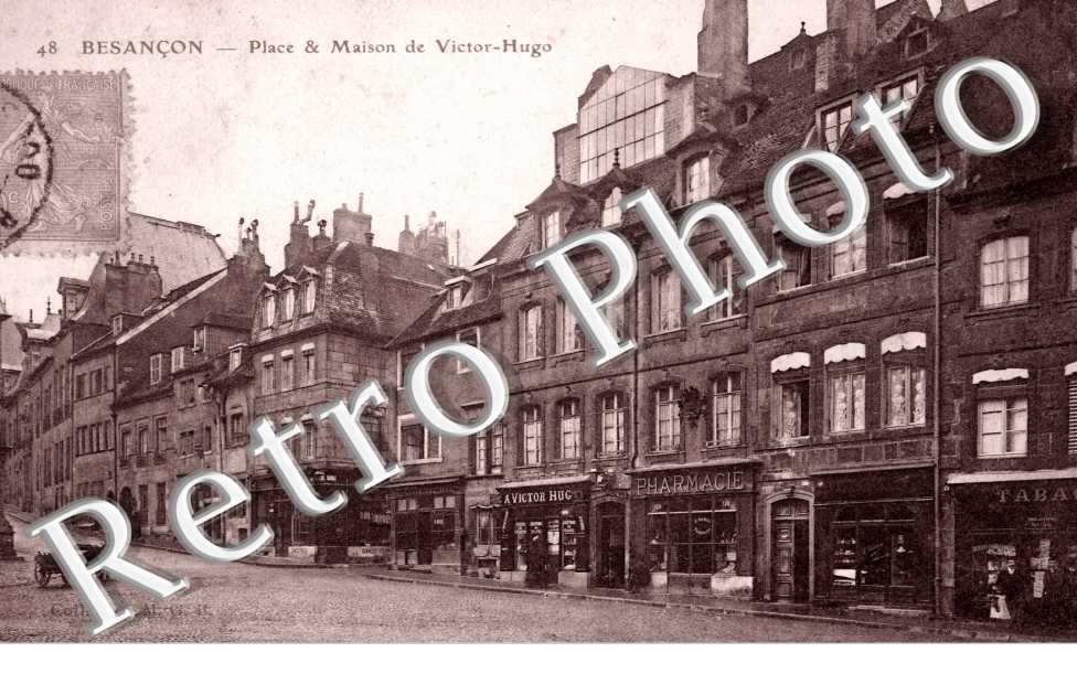 Place et Maison de Victor-Hugo