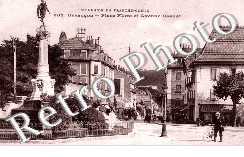 place Flore et avenue Carnot