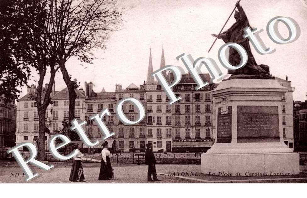la place du cardinal Lavigerie