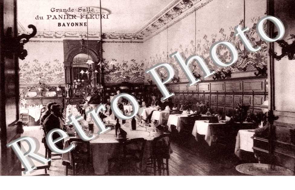grande salle du Panier Fleuri