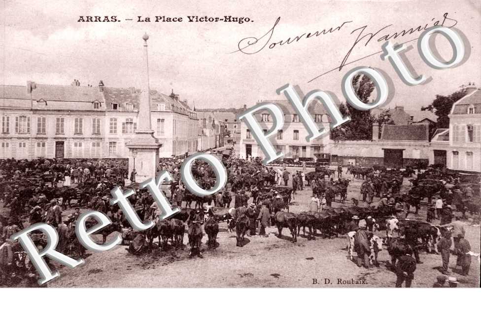 la Place Victor-Hugo