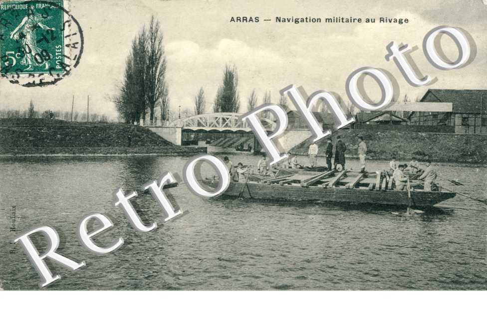 Navigation militaire au rivage