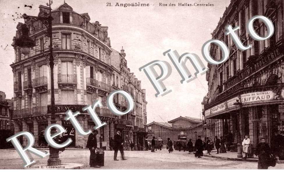 Rue des Halles Centrales