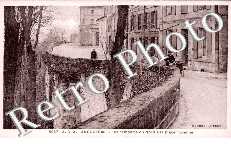 les Remparts du Nords a la Place Turenne