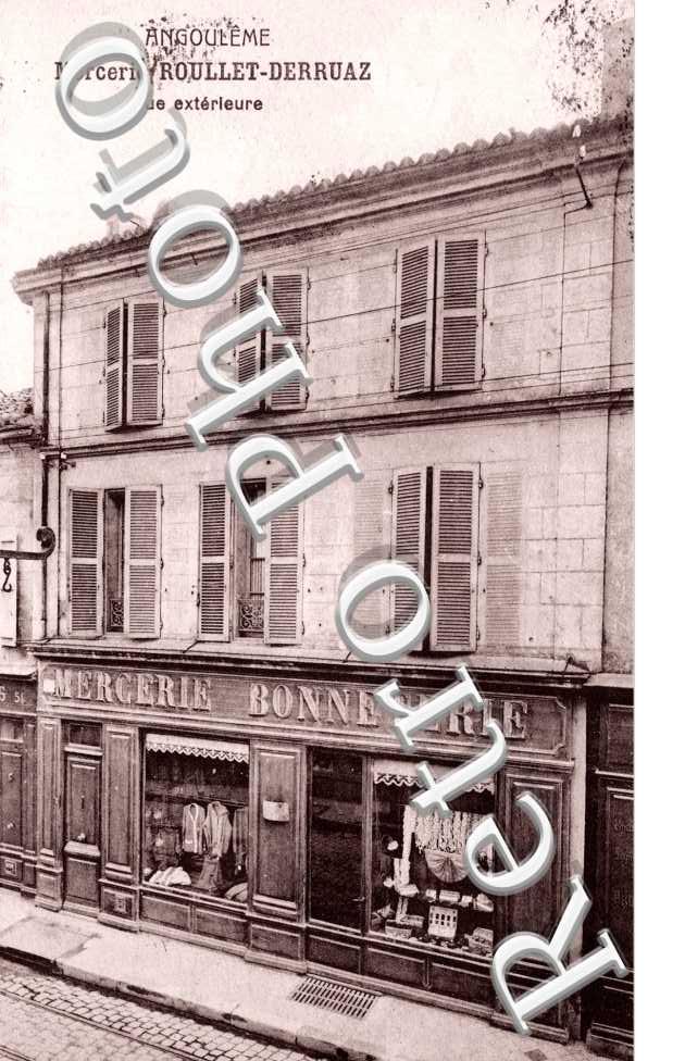 Mercerie-Bonneterie Roullet-Derruaz, Vue Exterieure