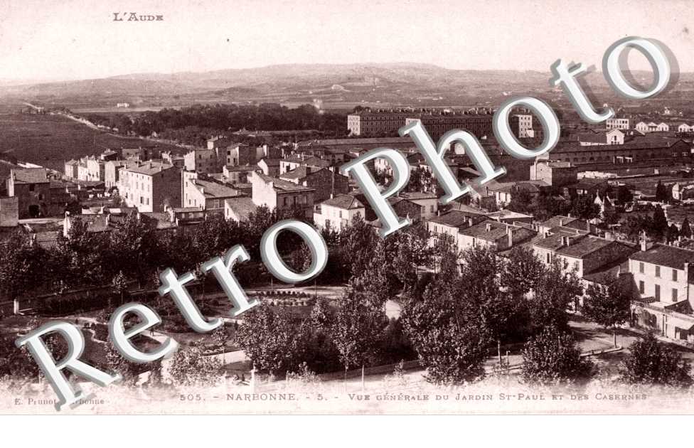 Vue generale du jardin ST Paul et des casernes