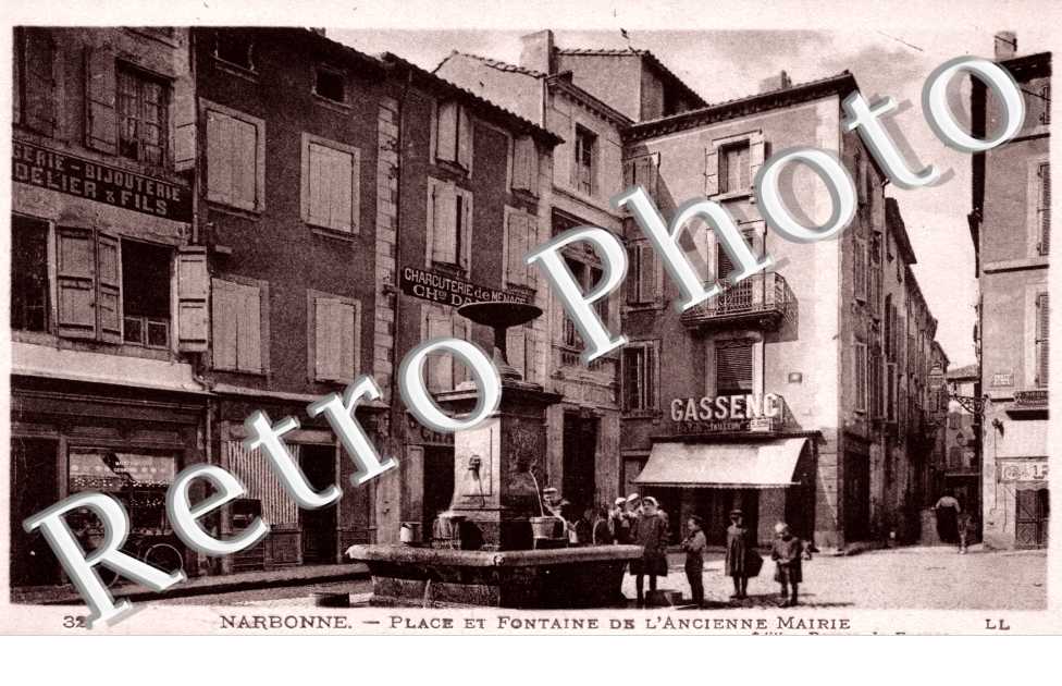 place et fontaine de l'ancienne mairie