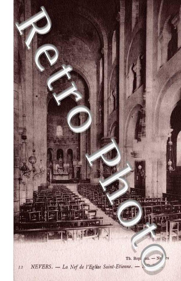 la nef de l'Eglise Saint Etienne